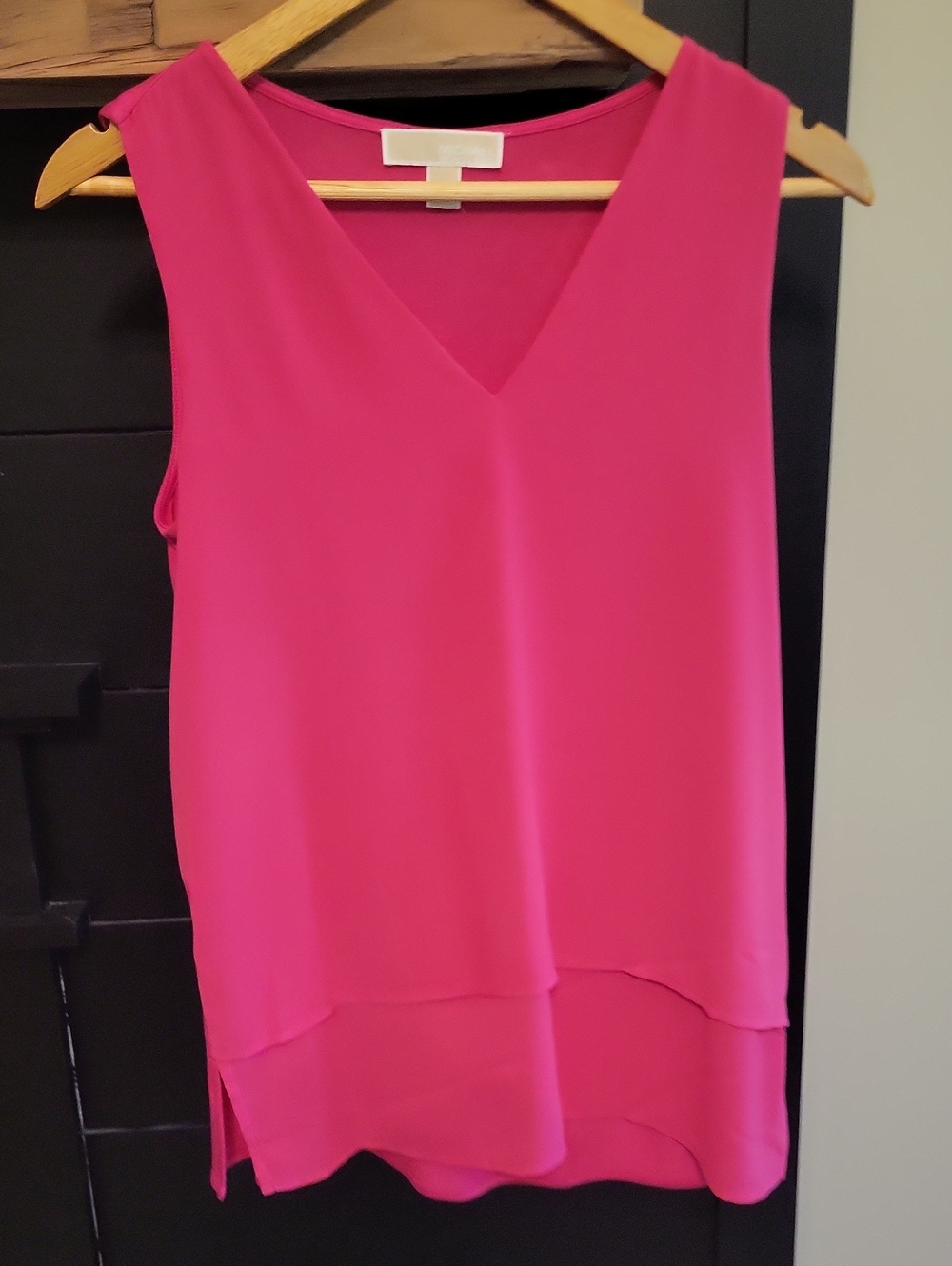 Michael Kors Bright Pink V-Neck Sleeveless Top